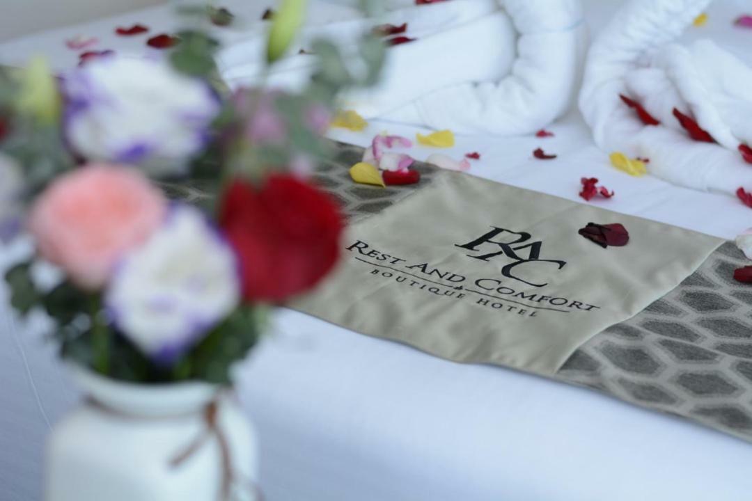 Rest And Comfort Boutique Hotel Kuala Terengganu Bagian luar foto