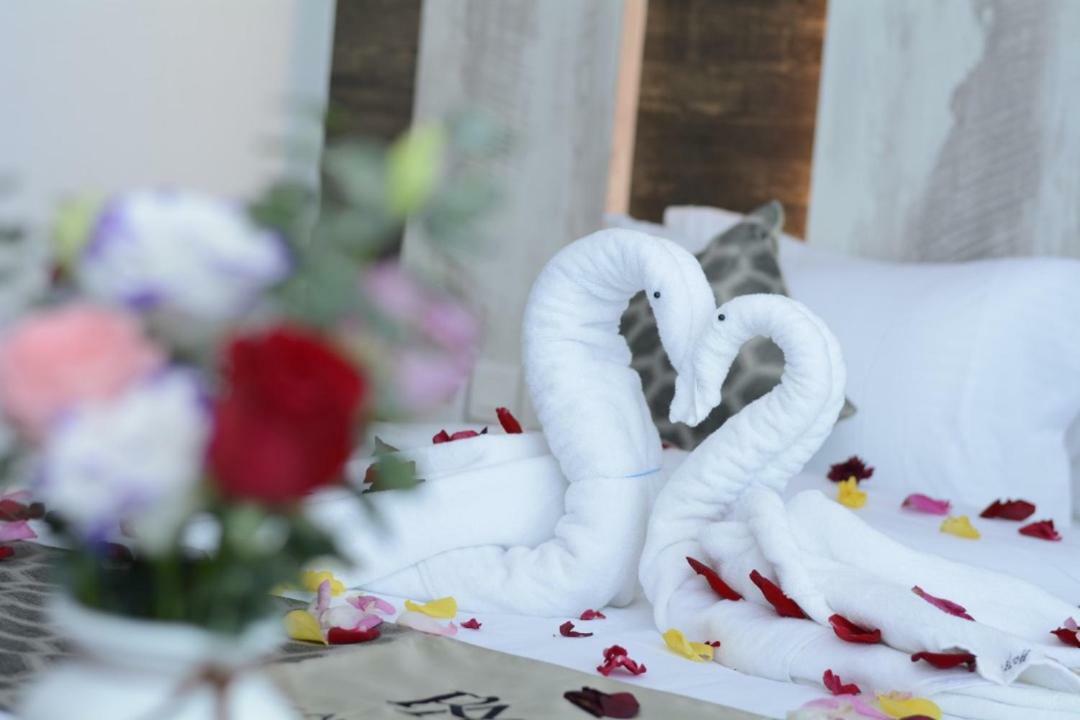 Rest And Comfort Boutique Hotel Kuala Terengganu Bagian luar foto