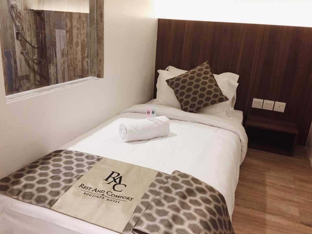 Rest And Comfort Boutique Hotel Kuala Terengganu Bagian luar foto